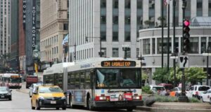 Política de transporte urbano óptima en Chicago